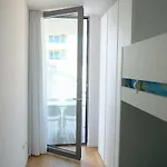 Apartment Shine 06 *